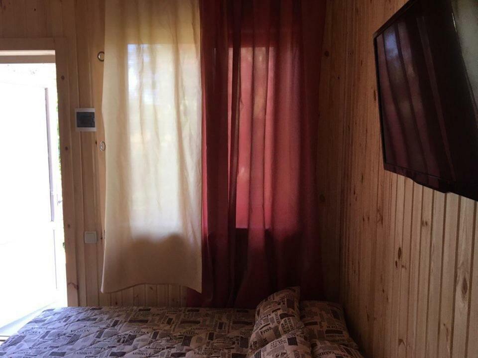 Дом, Комнаты Посуточно У Моря チョロノモスク エクステリア 写真